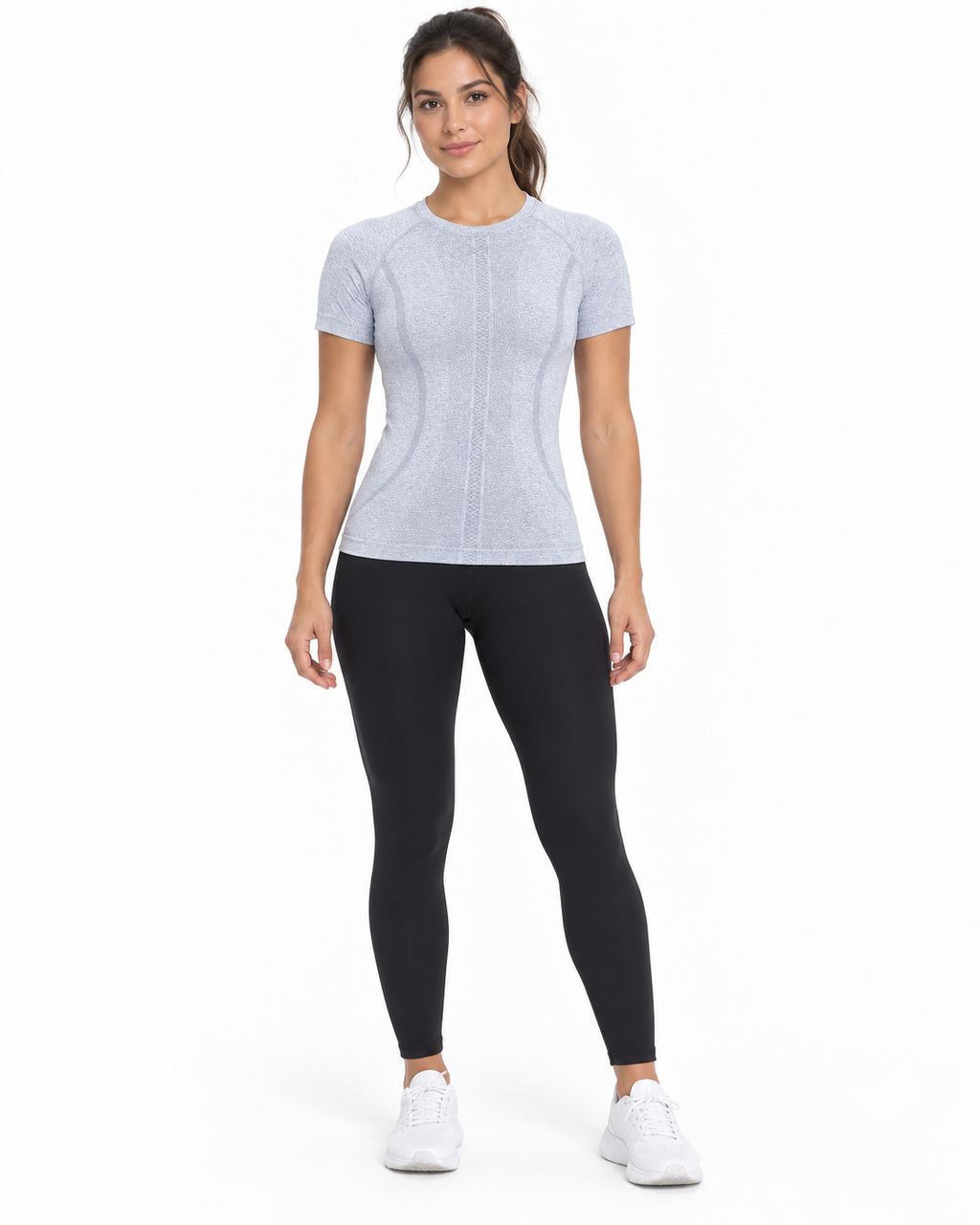 Camiseta Deportiva Mujer — Gris Cáñamo — modelo/01-modelo-frente.png