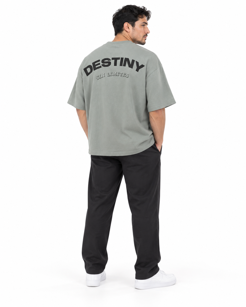 Camiseta Oversize Boxyfit DESTINY — Estampado Negro — modelo/02-modelo-espalda.png